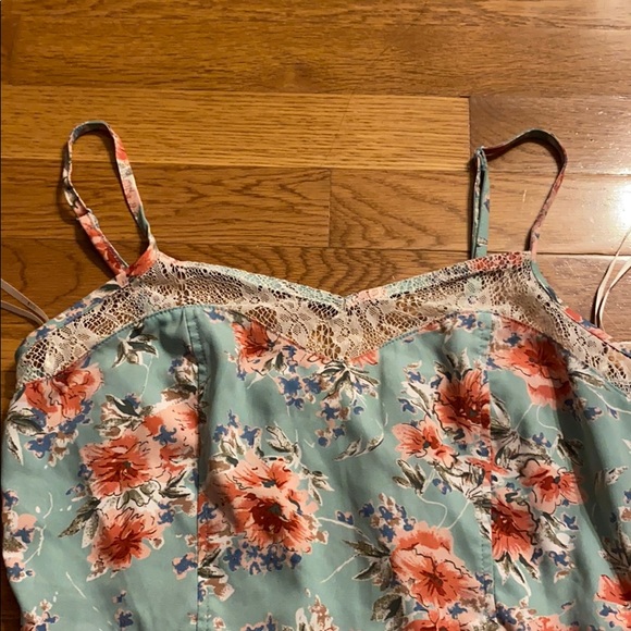 F21 Floral Dress (S) - Picture 2 of 4